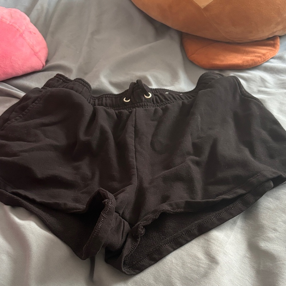 Auden black shorts